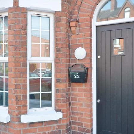 Queens Quarter Townhouse 1 بلفاست المظهر الخارجي الصورة