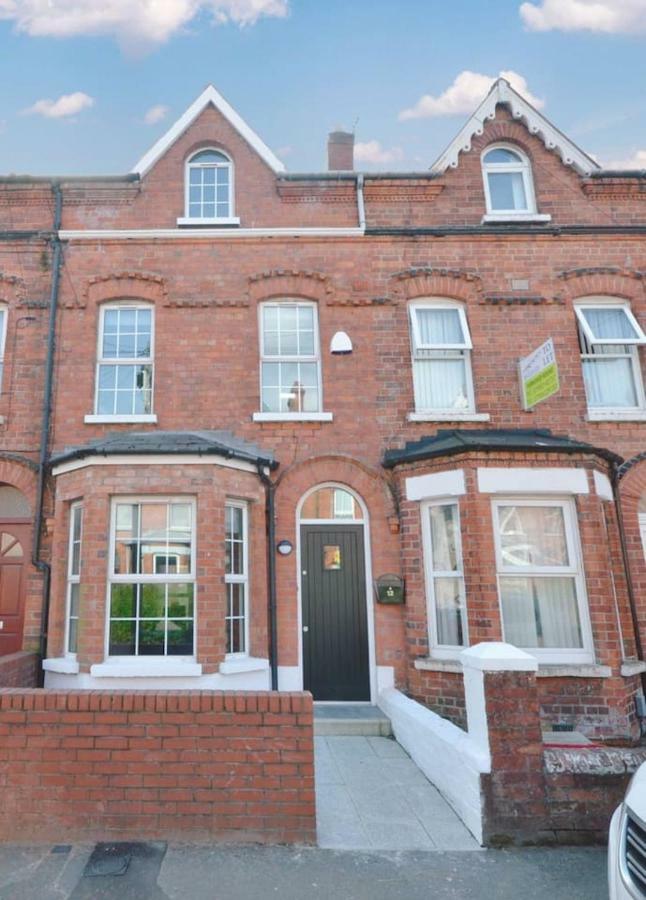 Queens Quarter Townhouse 1 بلفاست المظهر الخارجي الصورة