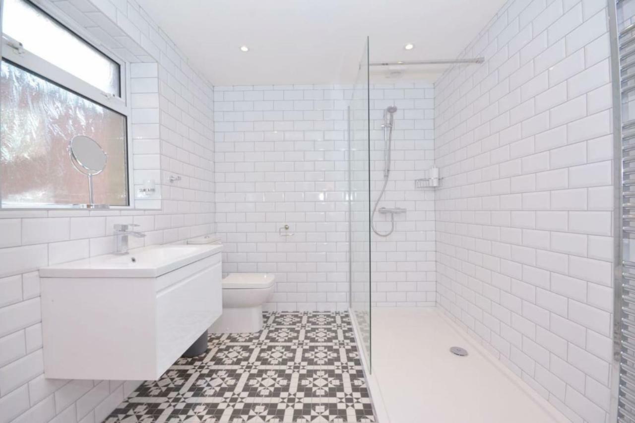 Queens Quarter Townhouse 1 بلفاست المظهر الخارجي الصورة