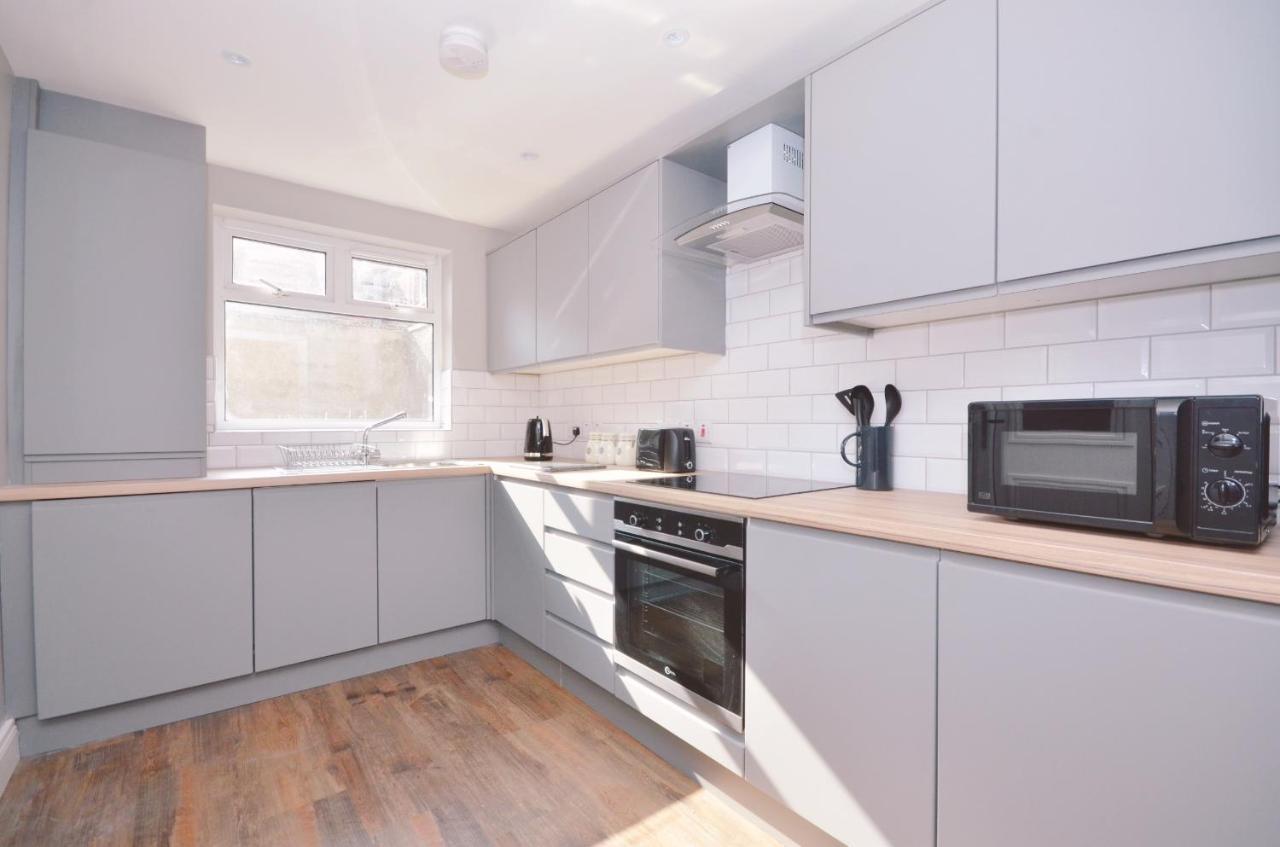 Queens Quarter Townhouse 1 بلفاست المظهر الخارجي الصورة